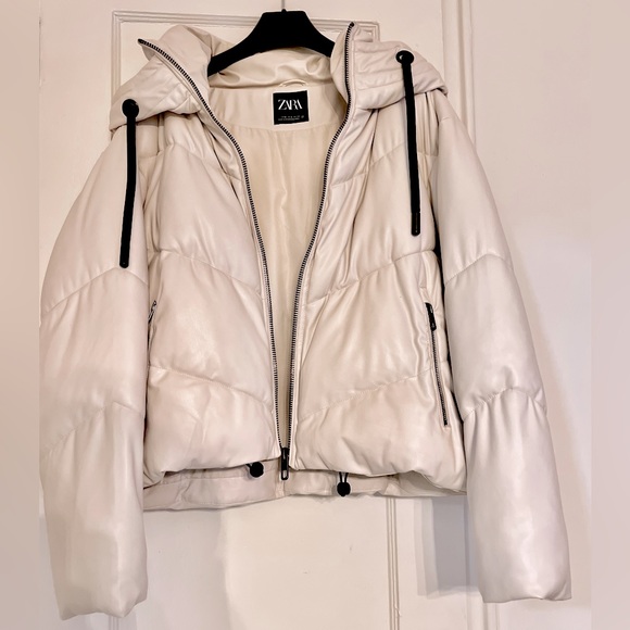 Zara Ecru Color Faux Leather Puffer Jacket. - Picture 4 of 7